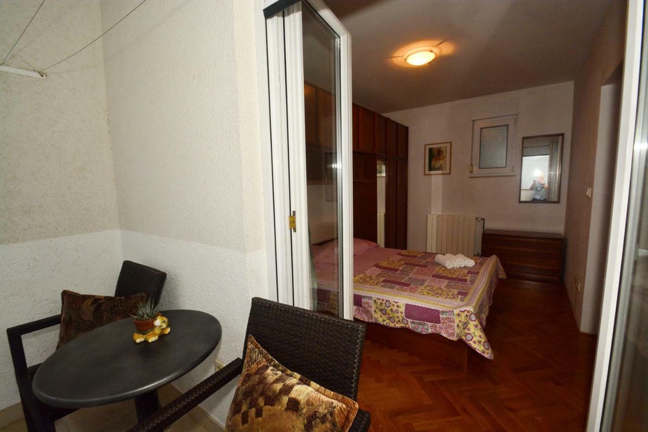 Apartman Vanja Omiš Eksteriør bilde
