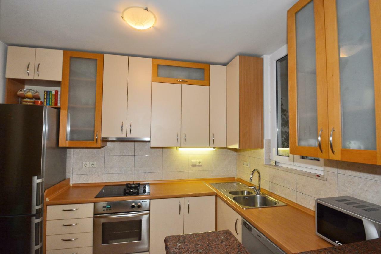 Apartman Vanja Omiš Eksteriør bilde